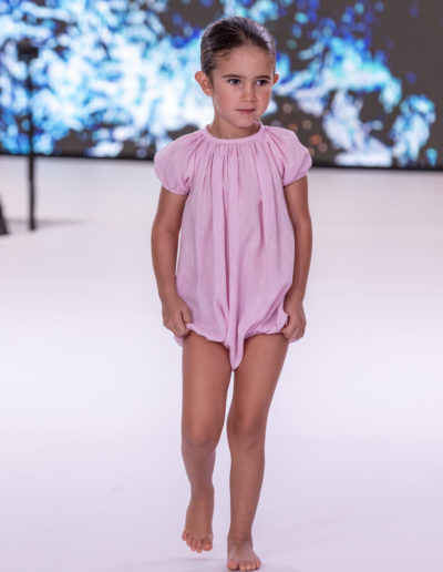 Fashion Week stock