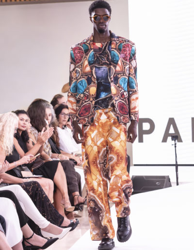 Fashion Week stock