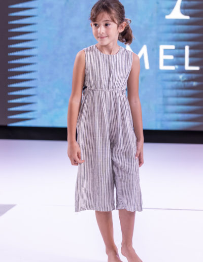 Fashion Week stock